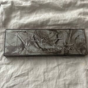Used urban decay naked smoky eye pallet